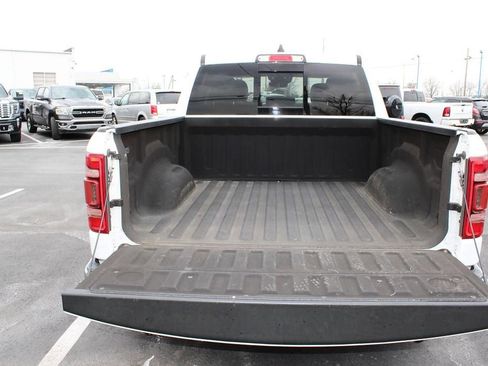 Used 2022 RAM 1500 Laramie AWD/4WD image 8