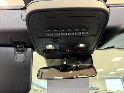 Used 2024 Ford Bronco Black Diamond AWD/4WD image 20