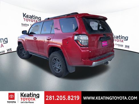 Certified 2022 Toyota 4Runner TRD Off-Road Premium image 6