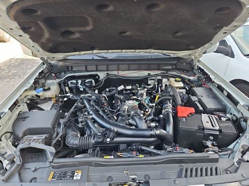 Used 2022 Ford Bronco Outer Banks w/ Sasquatch Package image 37