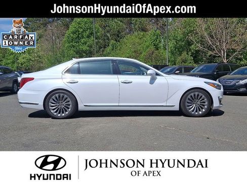 Used 2017 Genesis G90 3.3T Premium image 30