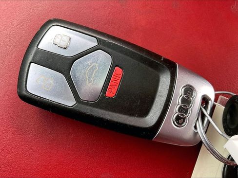 Used 2019 Audi SQ5 Premium Plus image 9