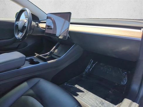 Used 2018 Tesla Model 3 Long Range RWD image 27