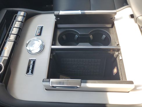 New 2026 Lincoln Navigator L Reserve AWD/4WD image 26