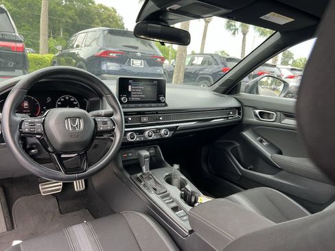 Used 2025 Honda Civic Sport image 30