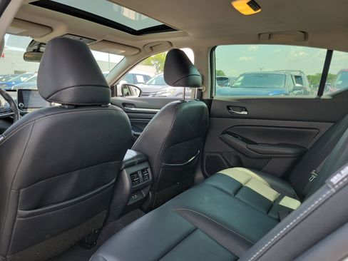 Used 2021 Nissan Altima 2.5 SL image 14