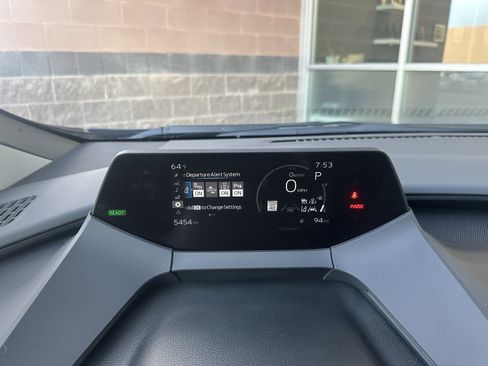 Used 2024 Toyota Prius XLE image 16