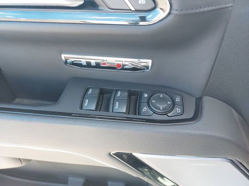 Used 2024 GMC Sierra 1500 AT4X AWD/4WD image 29