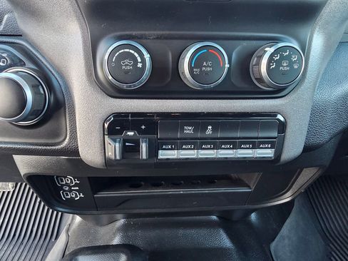 Used 2022 RAM 2500 Tradesman image 21