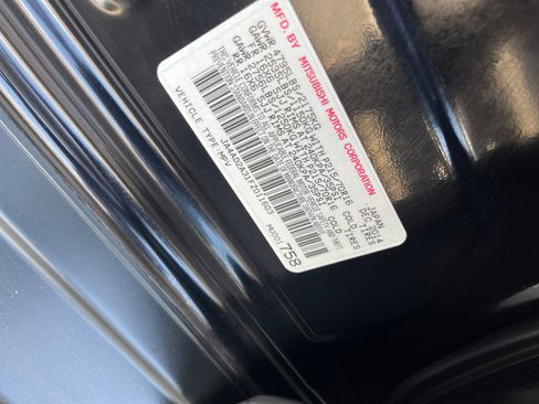 Used 2015 Mitsubishi Outlander ES FWD image 24
