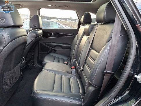 Used 2019 Kia Sorento EX image 11