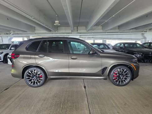 New 2026 BMW X5 xDrive50e w/ M Sport Package AWD/4WD image 3