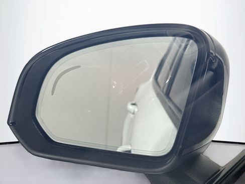 Used 2023 Volvo C40 P8 Recharge Plus AWD/4WD image 16