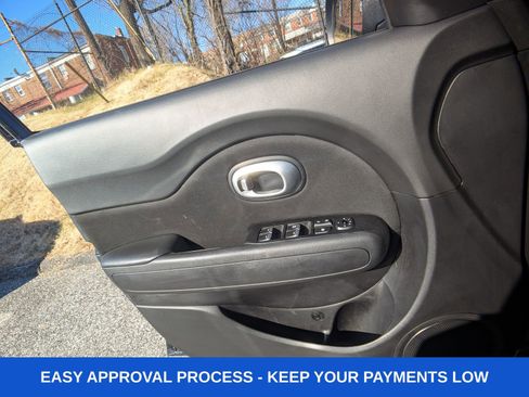 Used 2018 Kia Soul w/ Convenience Package image 30