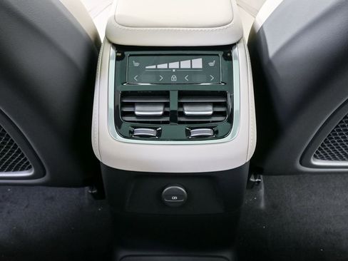 New 2026 Volvo XC90 T8 Plus w/ Protection Package image 20