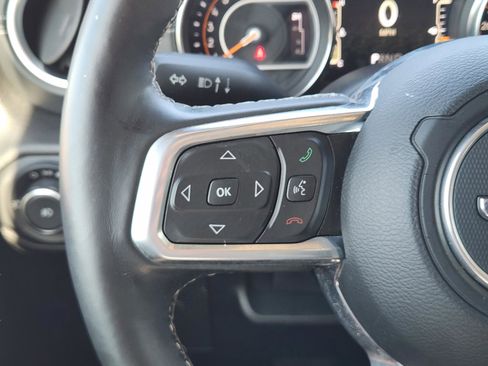 Used 2021 Jeep Wrangler Unlimited Sahara AWD/4WD image 11