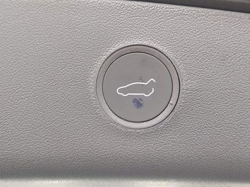 Used 2023 Tesla Model 3 Performance image 17