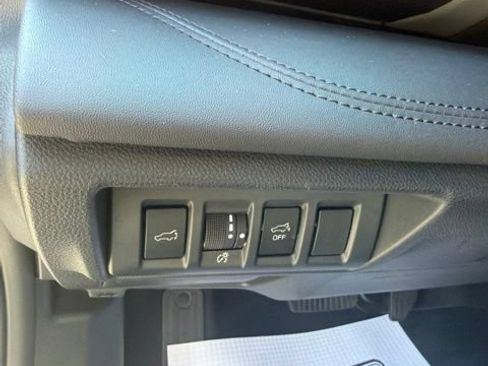 Used 2025 Subaru Outback Wilderness w/ Wilderness Package AWD/4WD image 19