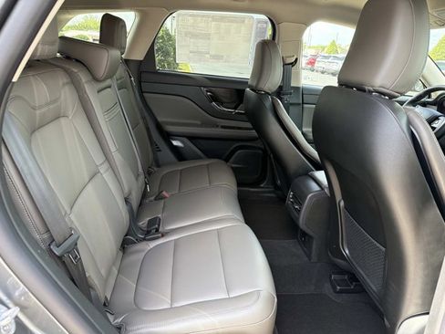 New 2026 Lincoln Corsair Premiere FWD image 22