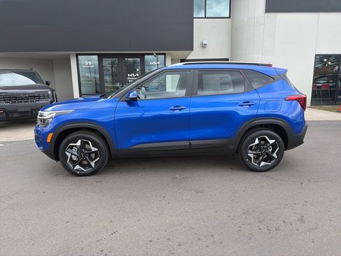 New 2026 Kia Seltos S AWD/4WD image 2