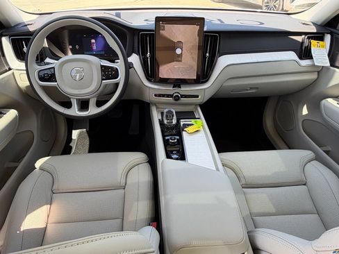 New 2026 Volvo XC60 B5 Ultra w/ Protection Package Premier AWD/4WD image 11