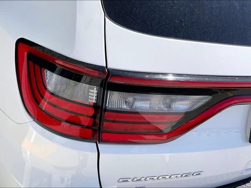 Used 2025 Dodge Durango GT AWD/4WD image 28