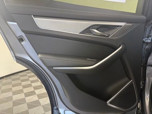 Used 2025 Jaguar F-PACE R-Dynamic S image 22