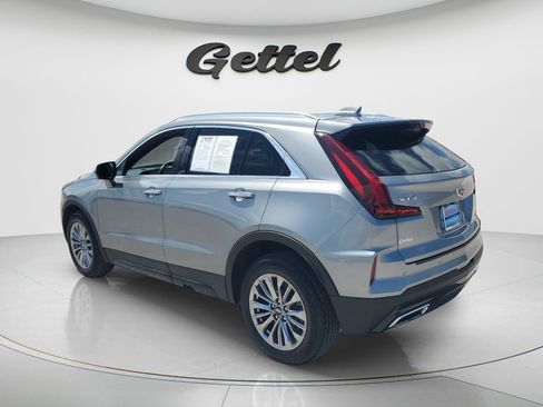 Used 2025 Cadillac XT4 Premium Luxury FWD image 7