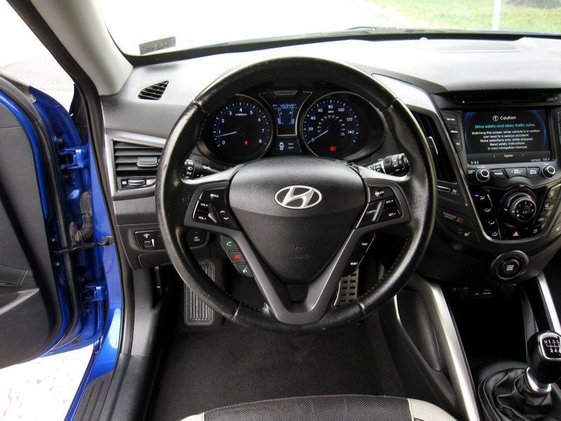 Used 2013 Hyundai Veloster Turbo w/ Ultimate Pkg FWD image 20