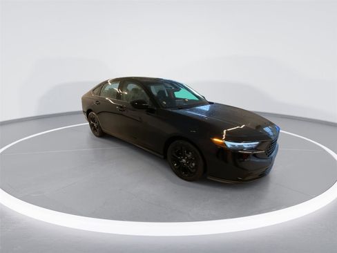 New 2025 Honda Accord SE image 2