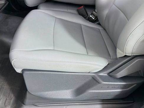 Used 2025 Ford F150 XL AWD/4WD image 24