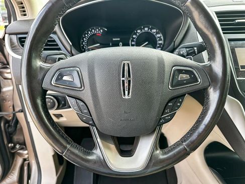 Used 2019 Lincoln MKC Reserve w/ MKC Climate Package image 16
