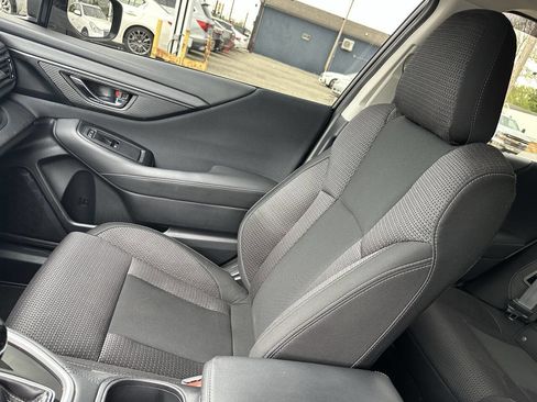 Used 2020 Subaru Outback Premium AWD/4WD image 31