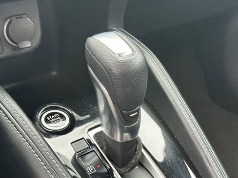 Used 2018 Nissan Kicks S image 31