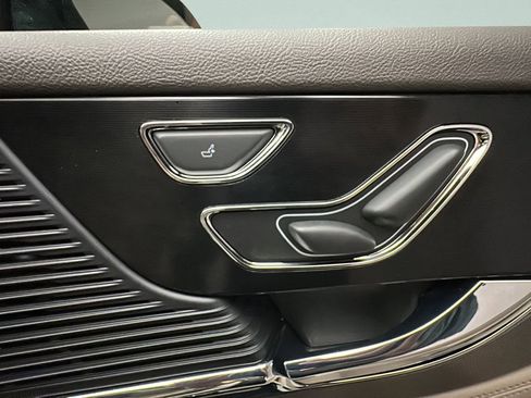 Used 2021 Lincoln Corsair AWD w/ Sport Package image 21