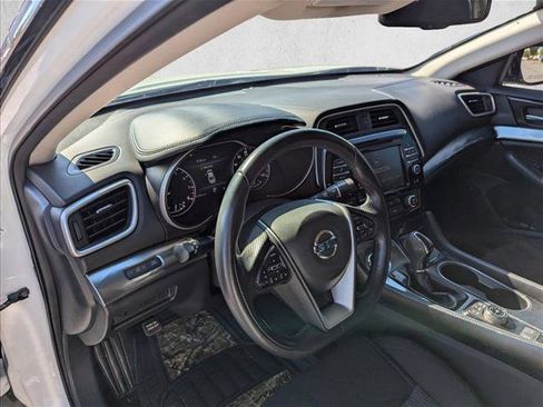 Used 2019 Nissan Maxima 3.5 S w/ Floor Mat Group FWD image 12