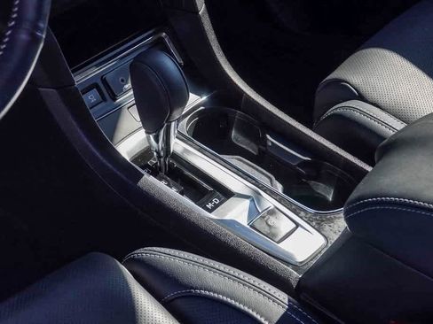 Used 2025 Subaru Ascent Limited image 17