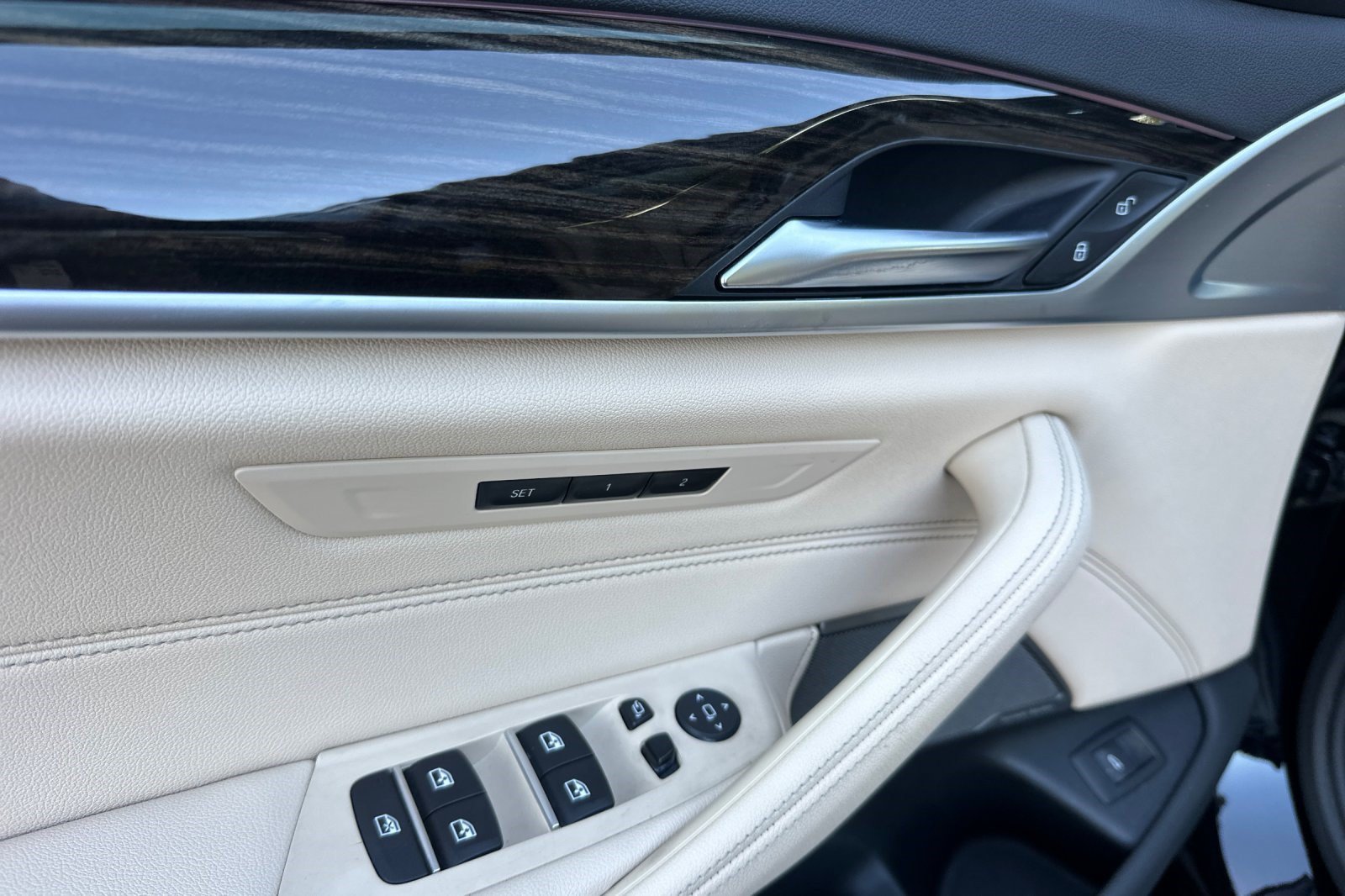 Certified 2023 BMW 540i w/ Premium Package RWD image 12