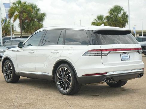 Used 2024 Lincoln Aviator Reserve w/ Equipment Group 201A RWD image 4