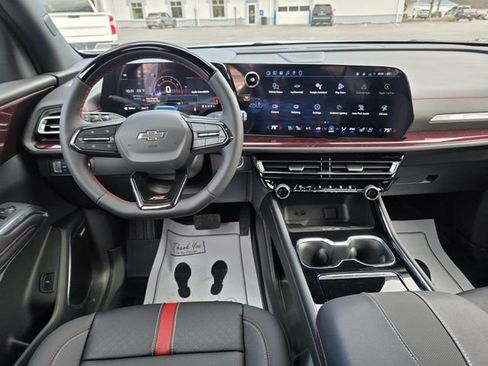 New 2026 Chevrolet Traverse RS w/ LPO, Floor Liner Package image 25