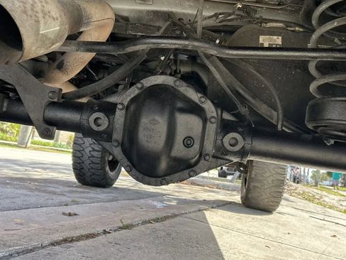 Used 2017 Jeep Wrangler Unlimited Rubicon w/ Dual Top Group image 24