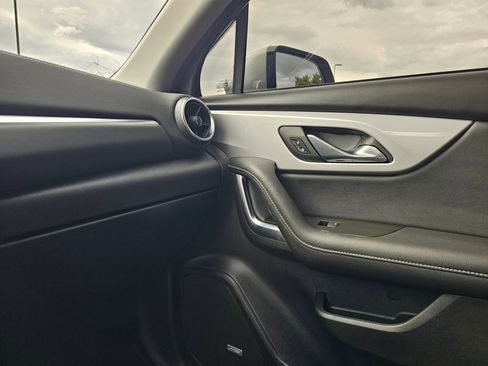 Used 2024 Chevrolet Blazer LT w/ Sound & Technology Package image 58