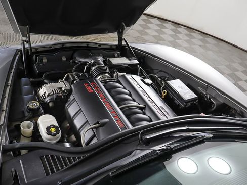 Used 2007 Chevrolet Corvette Convertible w/ Preferred Equipment Group RWD image 16