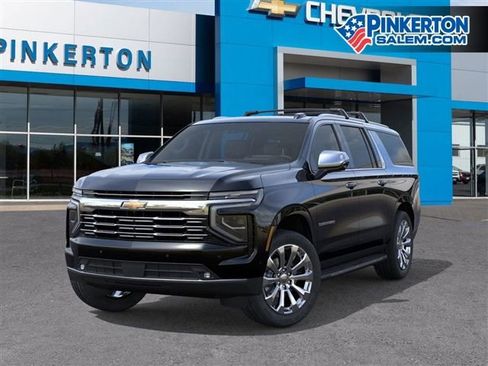 New 2026 Chevrolet Suburban Premier image 7