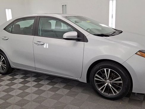 Used 2017 Toyota Corolla LE image 6
