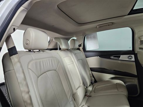 Used 2018 Lincoln MKX Reserve w/ Luxury Package image 15