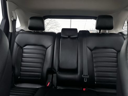 Certified 2024 Ford Edge SEL w/ Convenience Package image 13