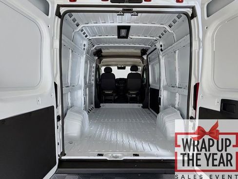 Used 2025 RAM ProMaster 2500 w/ Convenience Group image 22