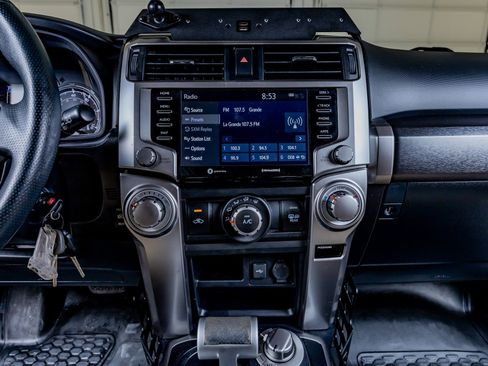 Used 2020 Toyota 4Runner SR5 image 21