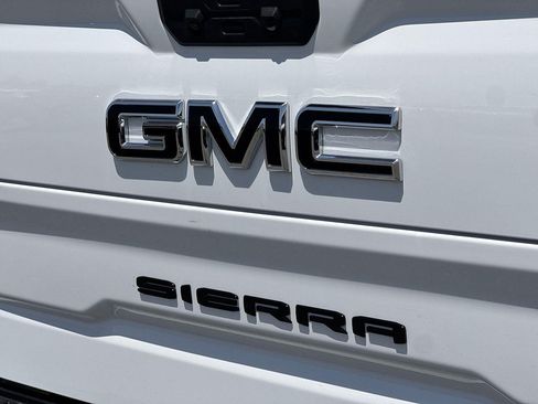New 2026 GMC Sierra 1500 AT4X w/ LPO, Black Badging Package AWD/4WD image 28